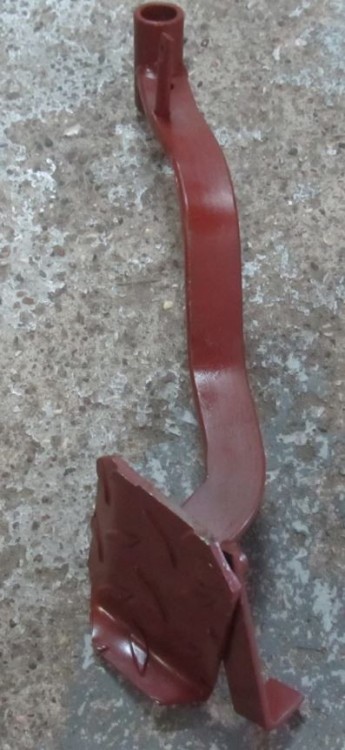 PEDAŁ HAMULCA PRAWY C360.jpg