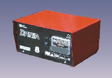Prostownik Dania 8A Electronic, 12 V 6,5 A.jpg