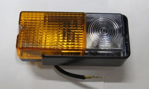 LAMPA KIERUNKOWSKAZU PRZEDNIA ZESPOLONA ZETOR 62115803.jpg